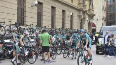 El Trofeo Viveguara cruza las carreteras oscenses con 150 ciclistas.