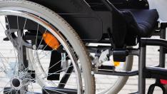 wheelchair-ge7cd2e389_1280