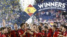 Los jugadores de España celebrando el título