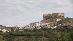 El Castillo de los Luna y Mesones de Isuela