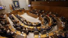 Primera jornada del pleno de investidura de Jorge Azcón en las Cortes de Aragón.
