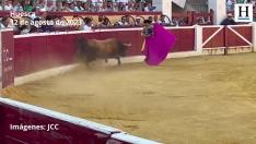 El Cordobés, corneado en su corrida de despedida de San Lorenzo, en Huesca