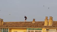 El Chamo, Arturo Giménez, escapa de la Policía en Huesca por un tejado