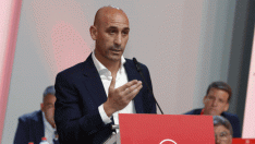 GIF de la no dimisión de Rubiales