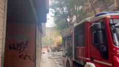 Vídeo: incendio en los trasteros de un edificio en la calle Zaragoza la Vieja