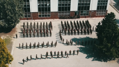 Los cadetes de primer curso de la Academia General Militar recibieron el pasado sábado la boina grancé