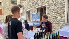 La jornada ha permitido disfrutar de vino, tapas, arte y música.