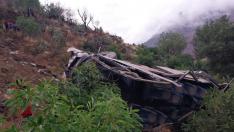 Al menos 24 fallecidos tras la caída de un autobús a un abismo en el sur de Perú