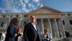El presidente de ERC, Oriol Junqueras, comparece a las puertas del Congreso