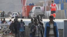 Llegan 167 migrantes a Lanzarote, Fuerteventura y El Hierro y auxilian a 2 nuevos cayucos