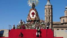 Manto de flores de la Virgen del Pilar en Zaragoza. gsc1