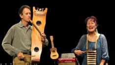 Ángel Vergara y María José Menal, La Chaminera, un dúo de instrumentistas y pedagogos de la música y el arte.
