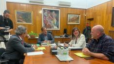 Los portavoces, durante la reunión celebrada en el Ayuntamiento de Zaragoza este jueves