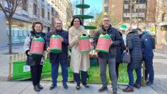 Presentación de la campaña de concienciación de reciclado de vidrio que ha puesto en marcha Ecovidrio, junto a Grhusa y el Ayuntamiento de Huesca.