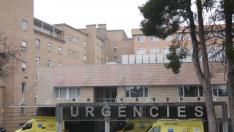 La mujer está ingresada en el Hospital Arnau Vilanova de Lérida.