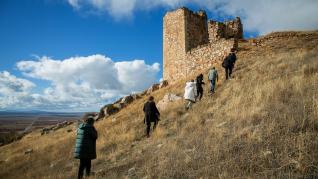 Visita institucional al castillo de Santed