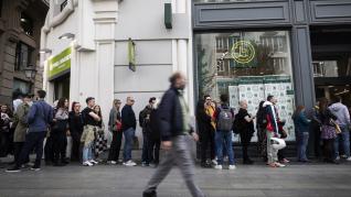 Fotos de la firma de libros de Bunbury en Madrid