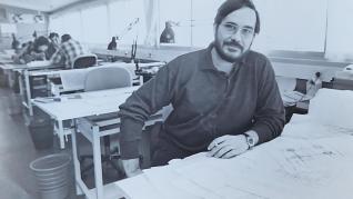 José Manuel Pérez Latorre en su estudio de arquitectura