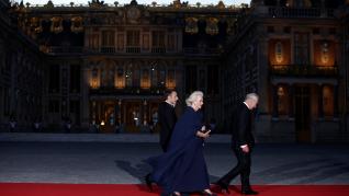 Macron ofrece una suntuosa cena a Carlos III en el Palacio de Versalles