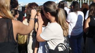Desalojo del instituto Elena García Armada, en Jerez, tras el ataque de un alumno