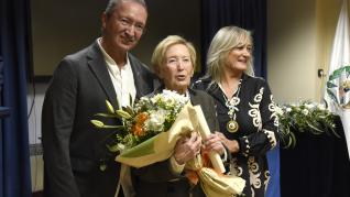 Pepa Laclaustra y María Carmen Larroche han recibido la medalla al mérito del Colegio de Enfermería de Huesca.