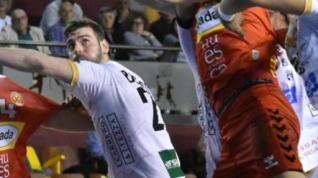 malo leon bada huesca