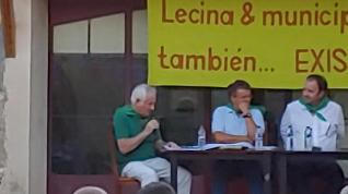 Asistentes a la mesa redonda convocada por la Asociación de Amigos de la Carrasca de Lecina y del Municipio.
