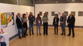 Un instante de la inauguración de la exposición Enraizarte, de Tania Osanz.