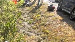 Estado en el que ha quedado la moto tras la colisión frontal en la N-240, en Sigüés.
