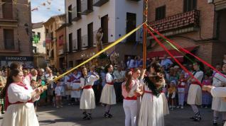 El dj aragonés Álex Pardos se ha propuesto reactualizar con música electrónica al Dance de Mallén