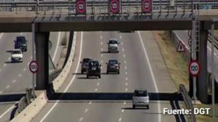 Estos son los papeles que debemos llevar (obligatoriamente) en el coche