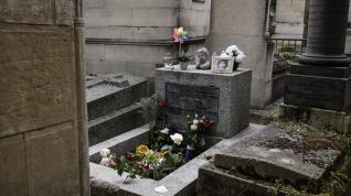 Tumba de Jim Morrison en París