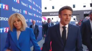 Macron acusa a Le Pen de "depender" de Putin