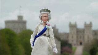 La casa Mattel conmemora los 70 años en el trono de Isabel II con una muñeca Barbie a su semejanza