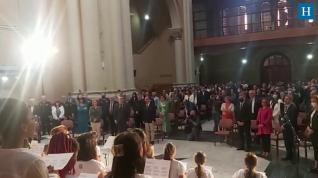 Los niños interpretan el 'Himno a la Alegría' en el Día de Europa