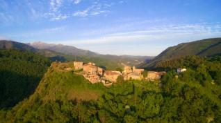 Vista de la población de Castarné.
