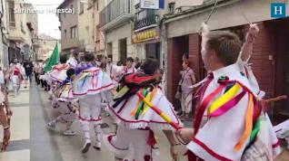 Los dances monegrinos se promocionan en un gran encuentro en Sariñena