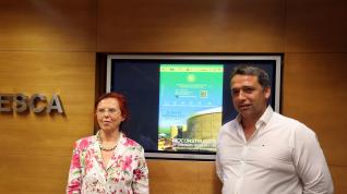 Petra Jebens-Zirkel y Manuel Larrosa, en rueda de prensa.