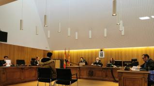 Vista oral del juicio con el acusado por agresión sexual, celebrado en la Audiencia Provincial de Huesca este jueves.