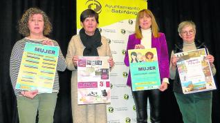 Marisa Morillo, Lourdes Arruebo, Berta Fernández y Maria Jesús Acín presentaron ayer las actividades.