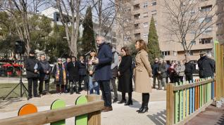 Azcón y Chueca visitan la plaza Reina Sofía