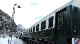 fotos de los vagones restaurante en Canfranc