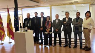 Pérez, Galindo, Gracia, De Pablo, Gracia, Nozaleda, Gracia y Durán en la inauguración de la muestra.