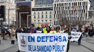 Los sanitarios vuelven a las calles en defensa de la Atención Primaria y contra la privatización