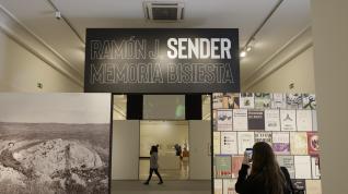 El Museo de Zaragoza invita a leer a Sender para descubrir su figura poliédrica