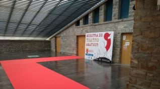 La alfombra roja, preparada para recibir esta tarde a actores, actrices y público.