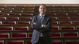 El magistrado del Tribunal Supremo, Dimitri Berberoff, ayer, en el Aula Magna de la Facultad de Derecho.
