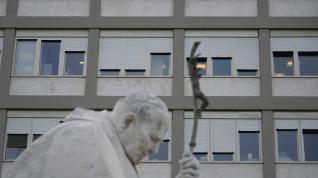 El papa Francisco se encuentra ingresado en el hospital Gemelli de Roma