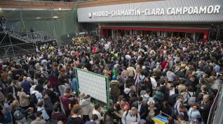 Caos en Chamartín en pleno arranque de Semana Santa