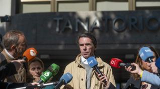 josep pique El expresidente del gobierno José María Aznar realiza declaraciones a su salida de la capilla ardiente